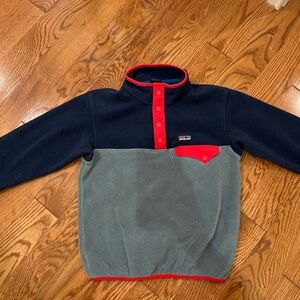 Boys Patagonia Fleece Size S (7/8)